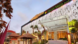 Welcome To Grand Mega Resort & Spa Kuta Bali | Home Page