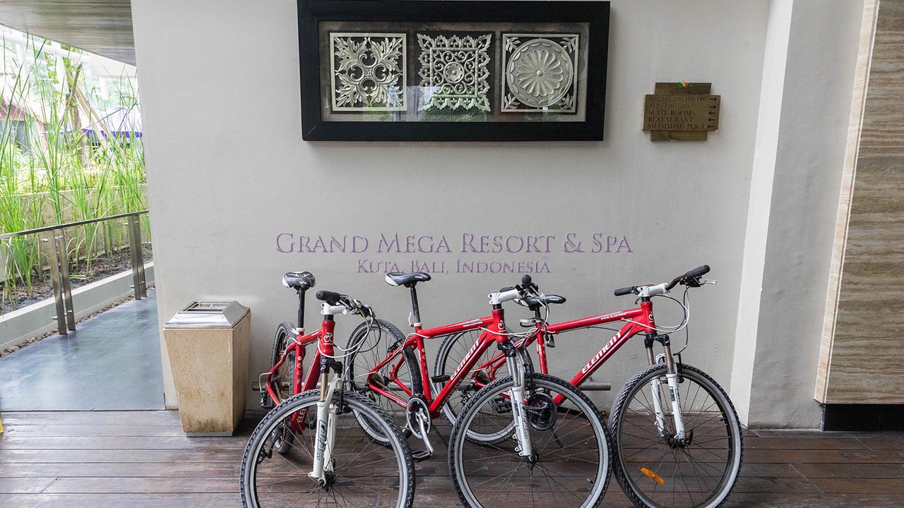 Grand Mega Resort & Spa Bali Fitness Bicycle