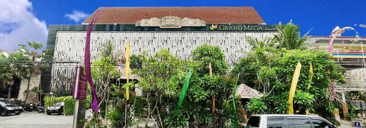 Grand Mega Resort & Spa Bali Kuta Bali Hotel Entrance